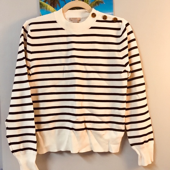 Black and white striped sweater - Picture 3 of 6